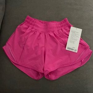 Lululemon Hotty hot shorts SONIC PINK rare! 2